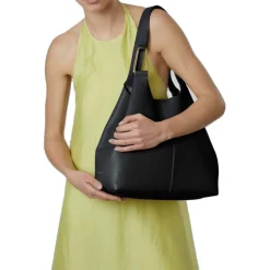 Borsa a Spalla COCCINELLE Linea Brume in Pelle Nera