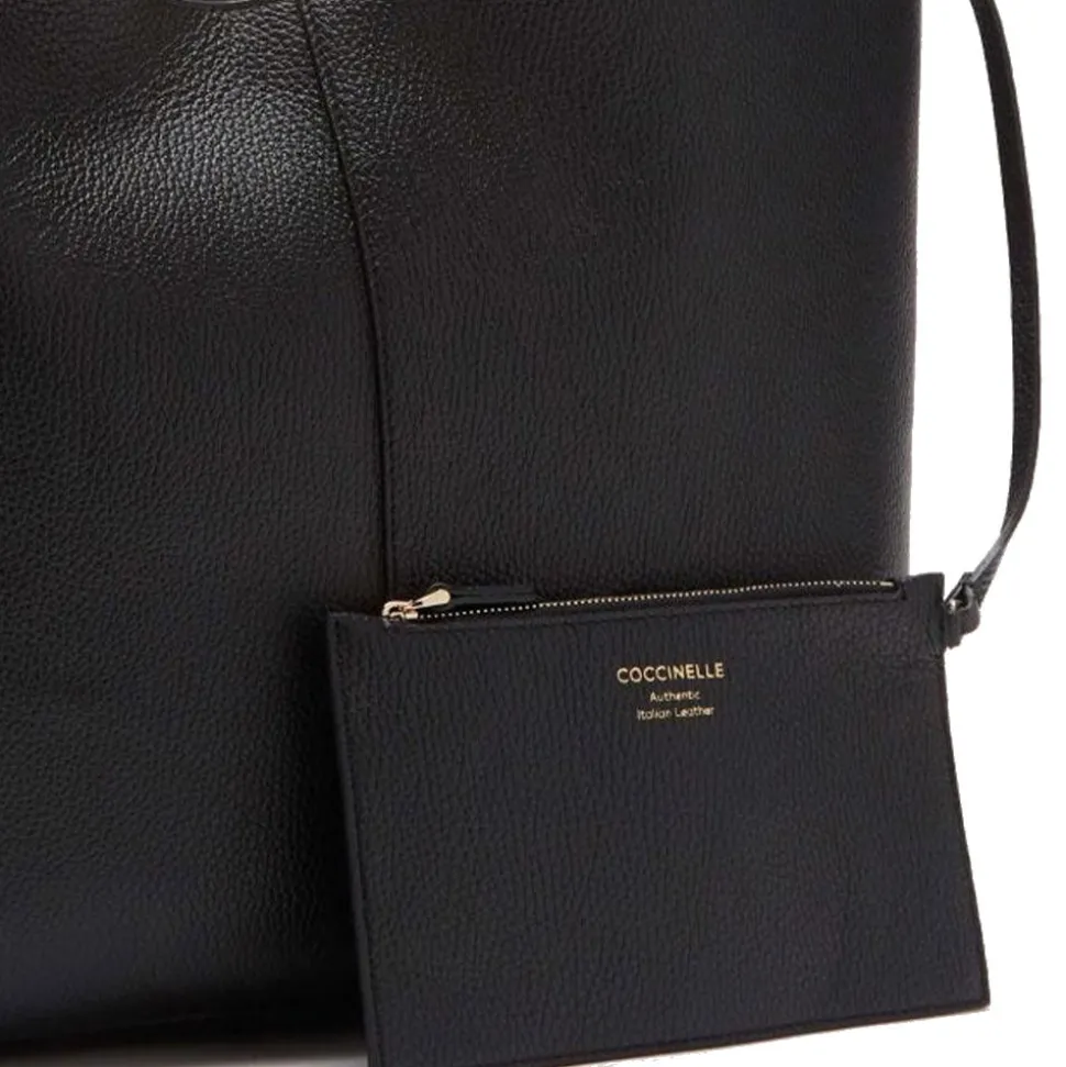 Borsa a Spalla COCCINELLE Linea Brume in Pelle Nera
