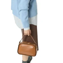 Borsa Donna a Mano COCCINELLE in Pelle linea Maleta Calf Cocker Small Colore Nero