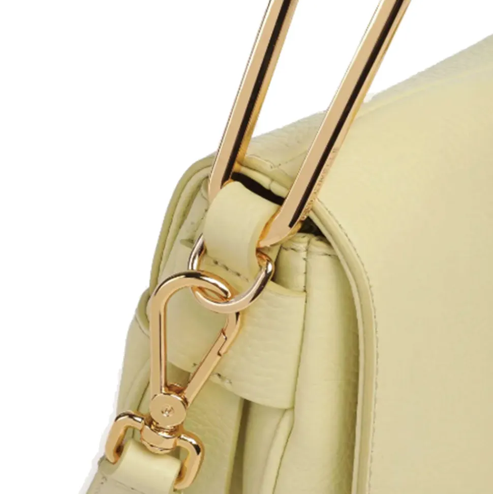 Borsa Donna a Mano con Tracolla COCCINELLE linea Magie Soft Medium in Pelle colore Lime Wash