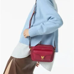 Borsa Donna a Tracolla COCCINELLE in Pelle Sangria linea Beat Soft Misura Media