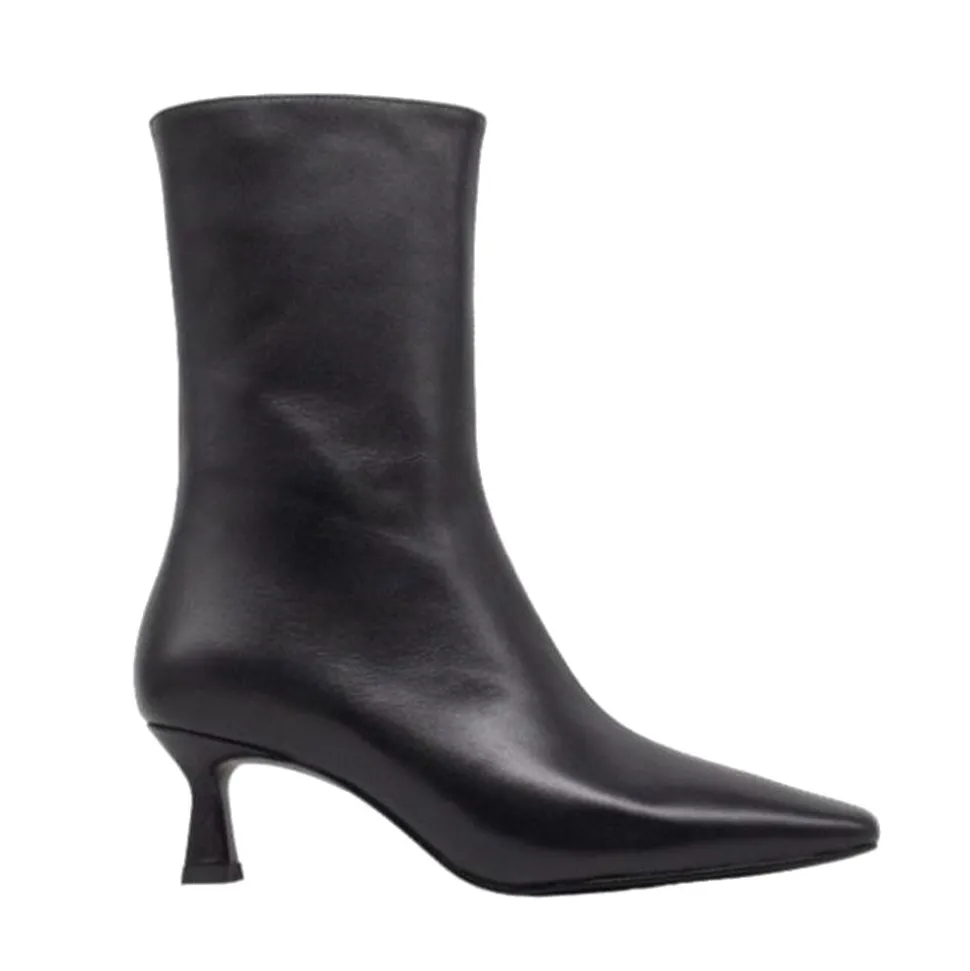 Scarpe Donna COCCINELLE Stivaletti in Pelle Nera