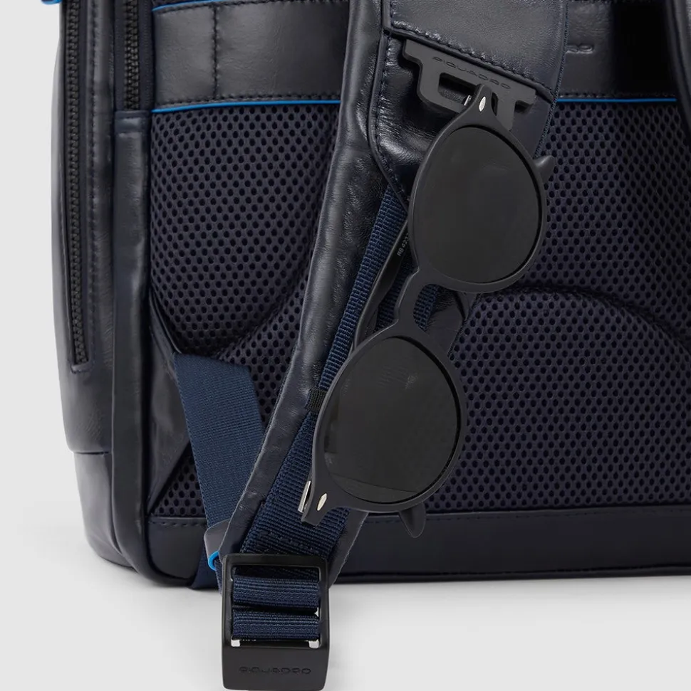 Zaino PIQUADRO porta PC 15,6" e porta iPad® Linea Blue Square in Pelle Blu - CA4818B2V